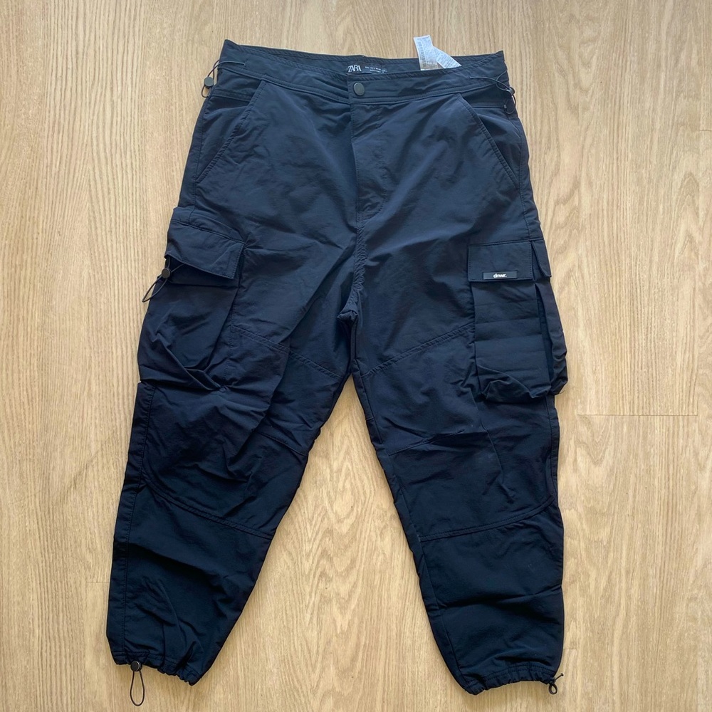 Zara Mens DNWR Black Techwear Cargo Pants size L USA